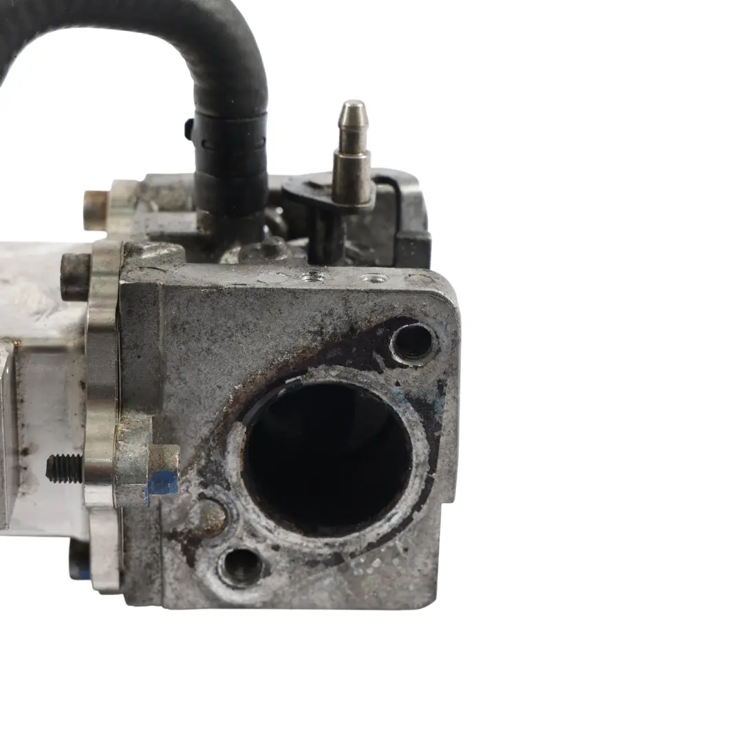 Tuyau De Refroidissement De La Vanne EGR pour Audi Q7 4L 2.7 3.0 TDI à propos du numéro de pièce 059131511 Audi Q7 4L 2.7 3.0 TDI Tuyau De Refroidissement De La Vanne EGR - SKU 059131511-1 - Numéro de pièce 059131511