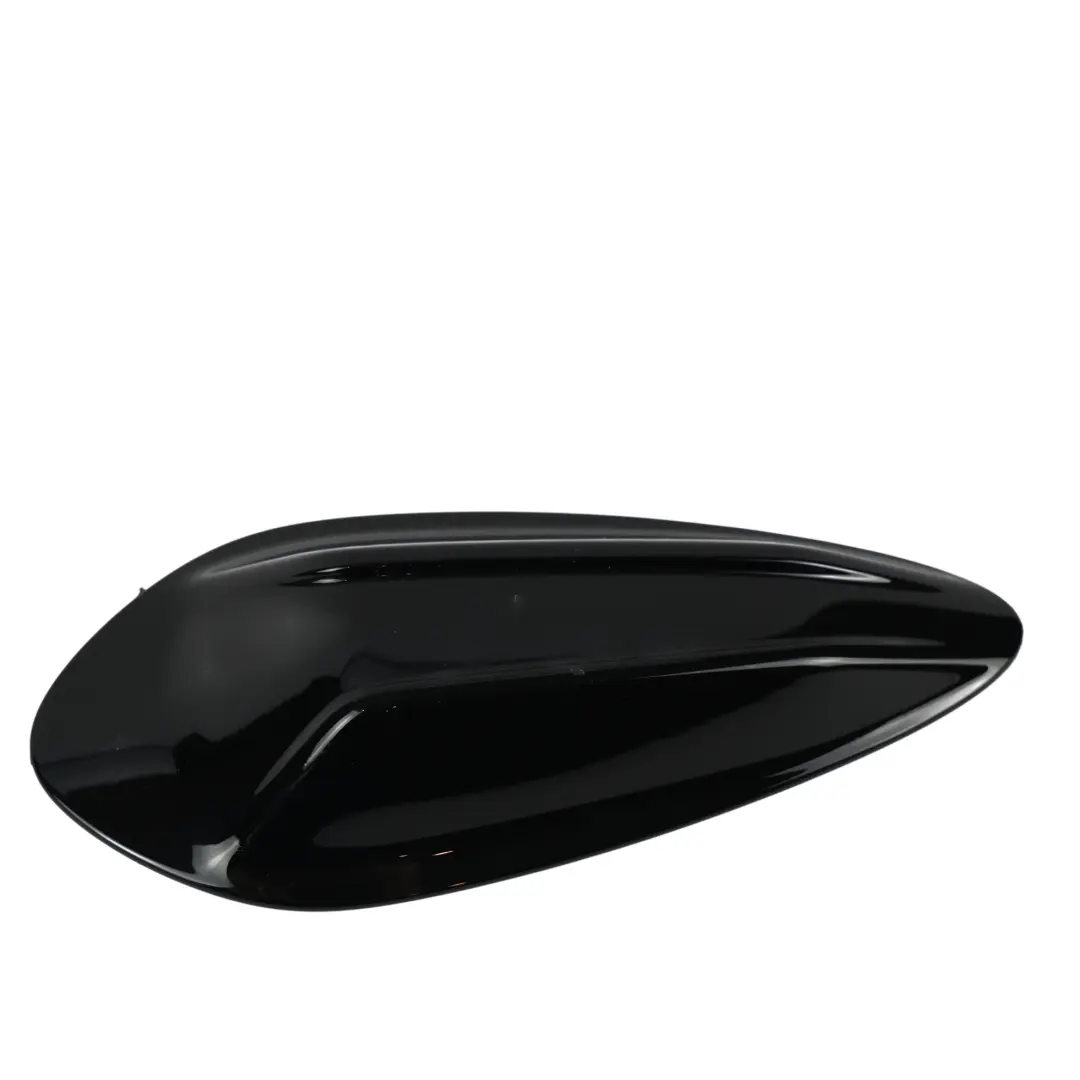 F74 Gran Coupé Osłona Anteny Dachowej do BMW o numerze 5A1DCA5 BMW F74 Gran Coupé Osłona Anteny Dachowej - SKU 5A1DCA5 - Numer Części 5A1DCA5