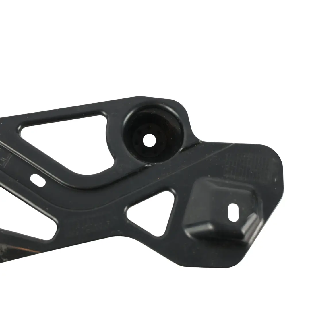 F74 F78 Support Fixation Pare-Chocs Arrière Supérieur Droit pour BMW à propos du numéro de pièce 5A35DA6 BMW F74 F78 Support Fixation Pare-Chocs Arrière Supérieur Droit - SKU 5A35DA6 - Numéro de pièce 5A35DA6