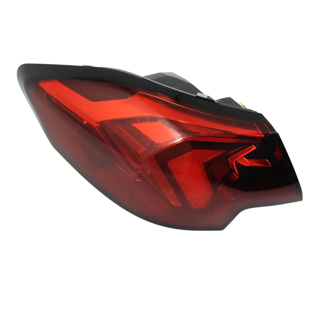 F74 Gran Coupé Panel Lateral Trasero Luz Exterior Izquierda 5A36198 para BMW con número de pieza 5A36197 BMW F74 Gran Coupé Panel Lateral Trasero Luz Exterior Izquierda 5A36198 - SKU 5A36197 - Número de pieza 5A36197