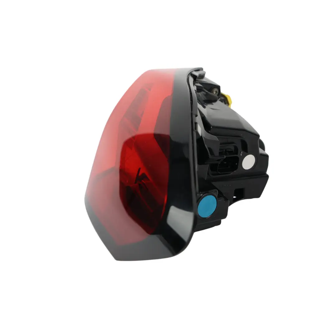 F74 Gran Coupé Panel Lateral Trasero Luz Exterior Derecha para BMW con número de pieza 5A36198 BMW F74 Gran Coupé Panel Lateral Trasero Luz Exterior Derecha - SKU 5A36198 - Número de pieza 5A36198