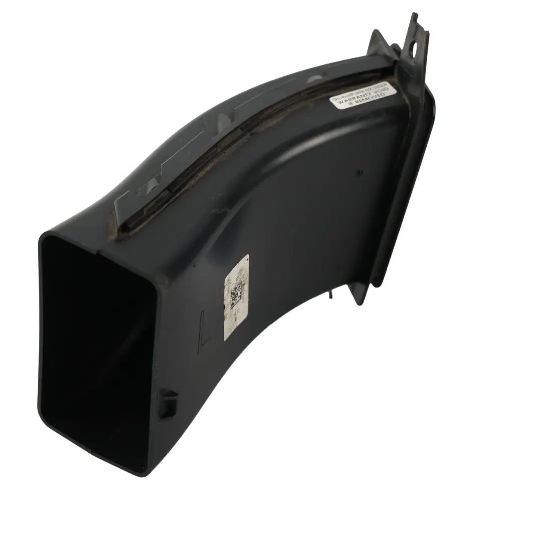 F74 Gran Coupé Kanał Powietrza Hamulca Wnęki Koła Lewy Przód do BMW o numerze 5A39951 BMW F74 Gran Coupé Kanał Powietrza Hamulca Wnęki Koła Lewy Przód - SKU 5A39951 - Numer Części 5A39951