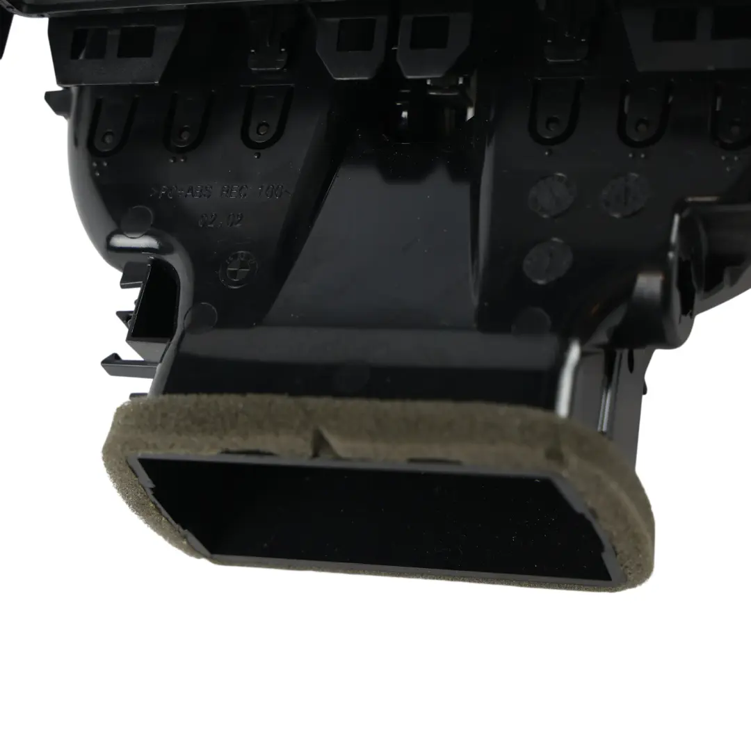 BMW G20 Panel Rejilla Ventilación Central Trasera Consola - SKU 5A3B8E1 - Número de pieza 5A3B8E1