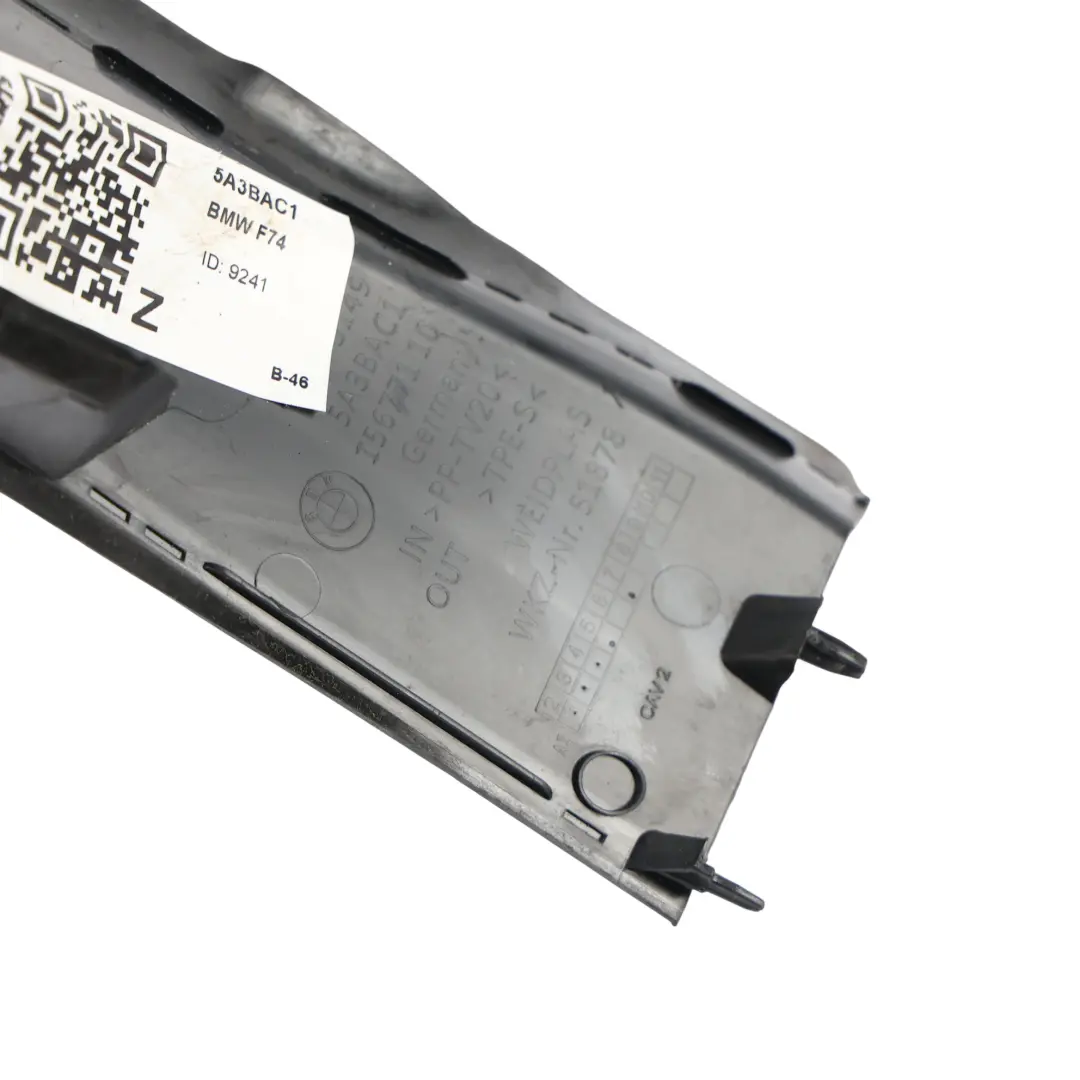 F74 F78 Gran Coupé Kofferraumdeckel Rinnenleiste Links für BMW mit Teilenummer 5A3BAC1 BMW F74 F78 Gran Coupé Kofferraumdeckel Rinnenleiste Links - SKU 5A3BAC1 - Teilenummer 5A3BAC1