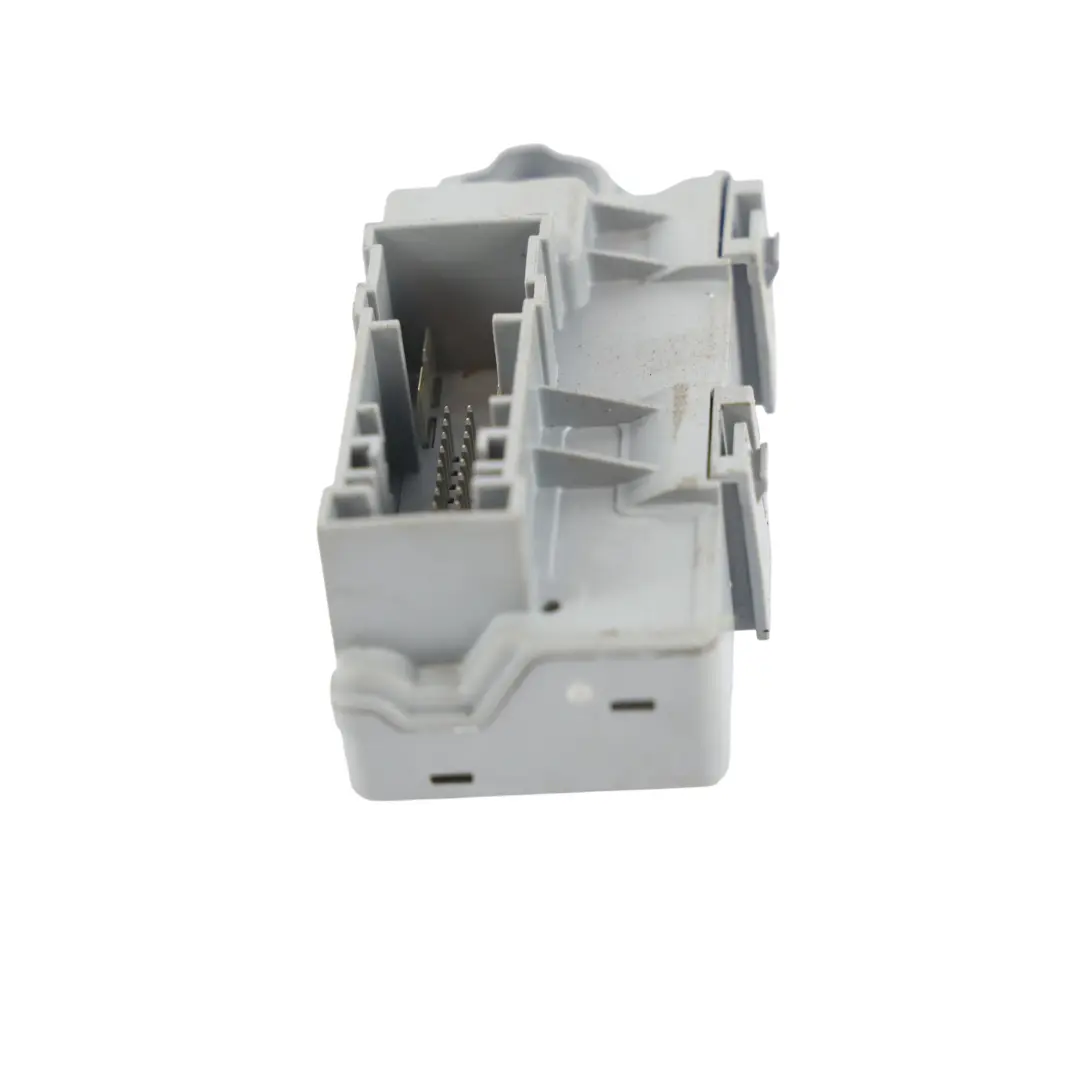 F74 Gran Coupé Scatola Distribuzione Dell'Alimentazione Modulo LIN per BMW con numero di parte 5A47298 BMW F74 Gran Coupé Scatola Distribuzione Dell'Alimentazione Modulo LIN - SKU 5A47298 - Numero di parte 5A47298