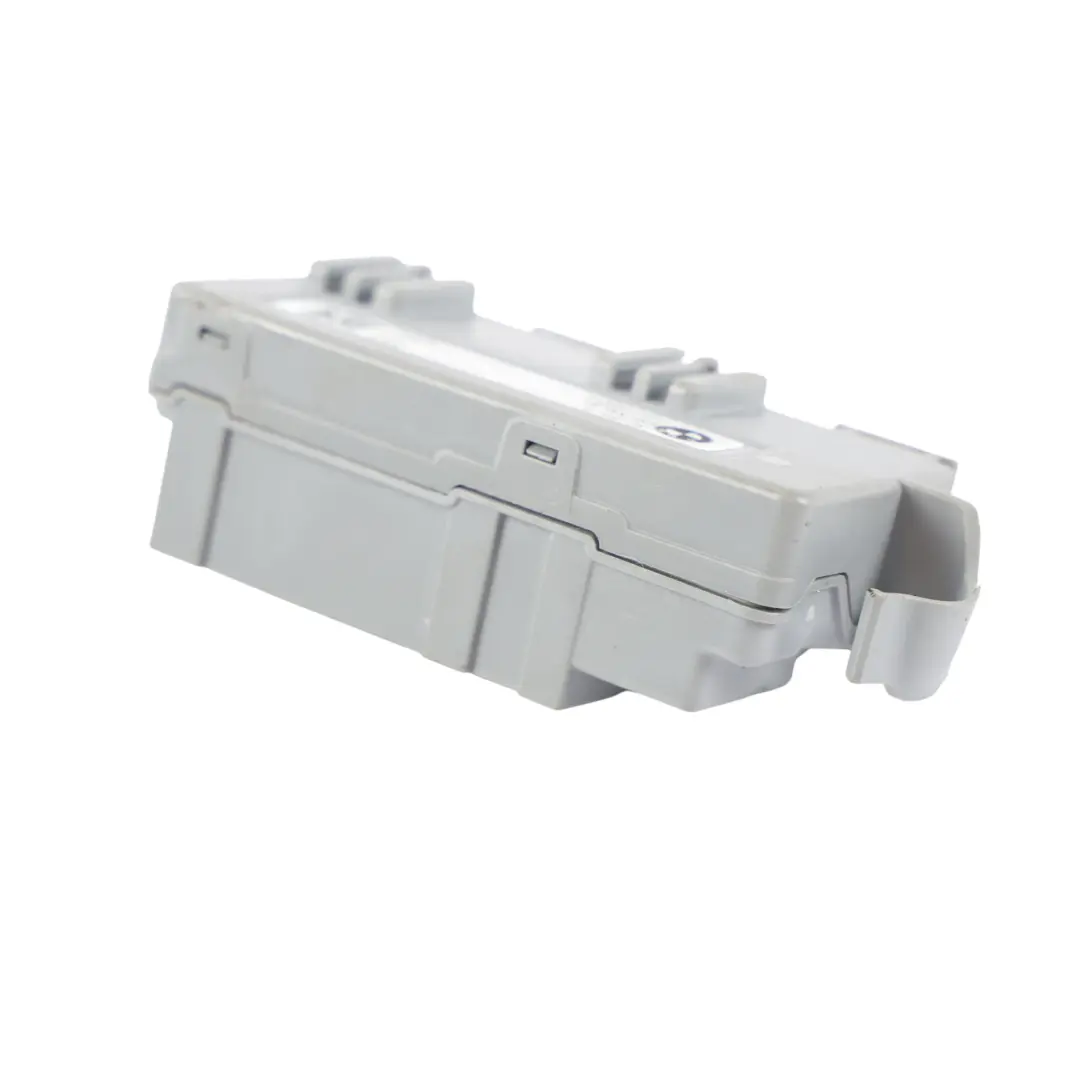 F74 Gran Coupé Scatola Distribuzione Dell'Alimentazione Modulo LIN per BMW con numero di parte 5A47298 BMW F74 Gran Coupé Scatola Distribuzione Dell'Alimentazione Modulo LIN - SKU 5A47298 - Numero di parte 5A47298