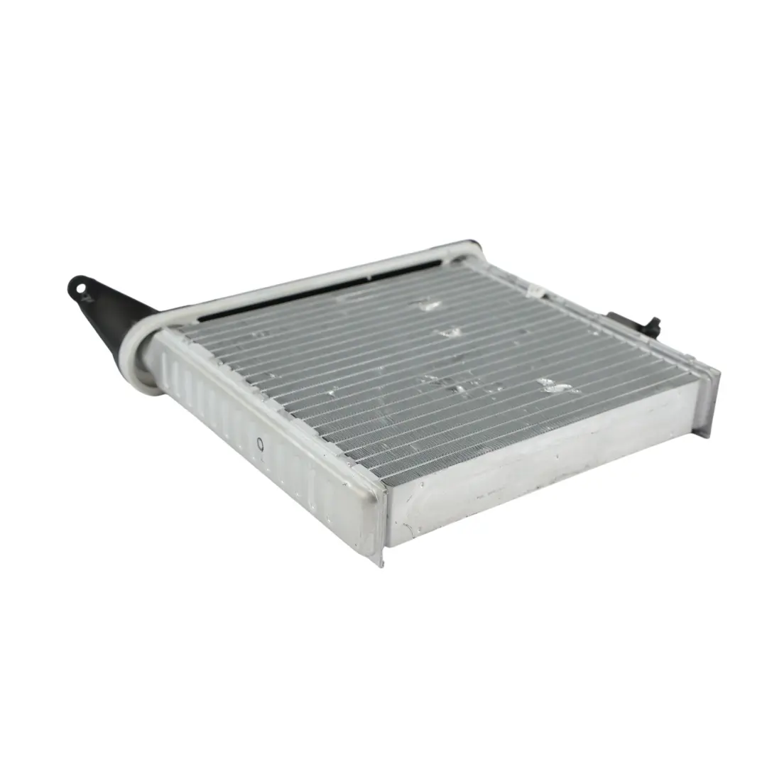 F74 Gran Coupé MINI F65 Sistema Riscaldamento Scambiatore Calore per BMW F70 con numero di parte 5A4D0F4 BMW F70 F74 Gran Coupé MINI F65 Sistema Riscaldamento Scambiatore Calore - SKU 5A4D0F4 - Numero di parte 5A4D0F4