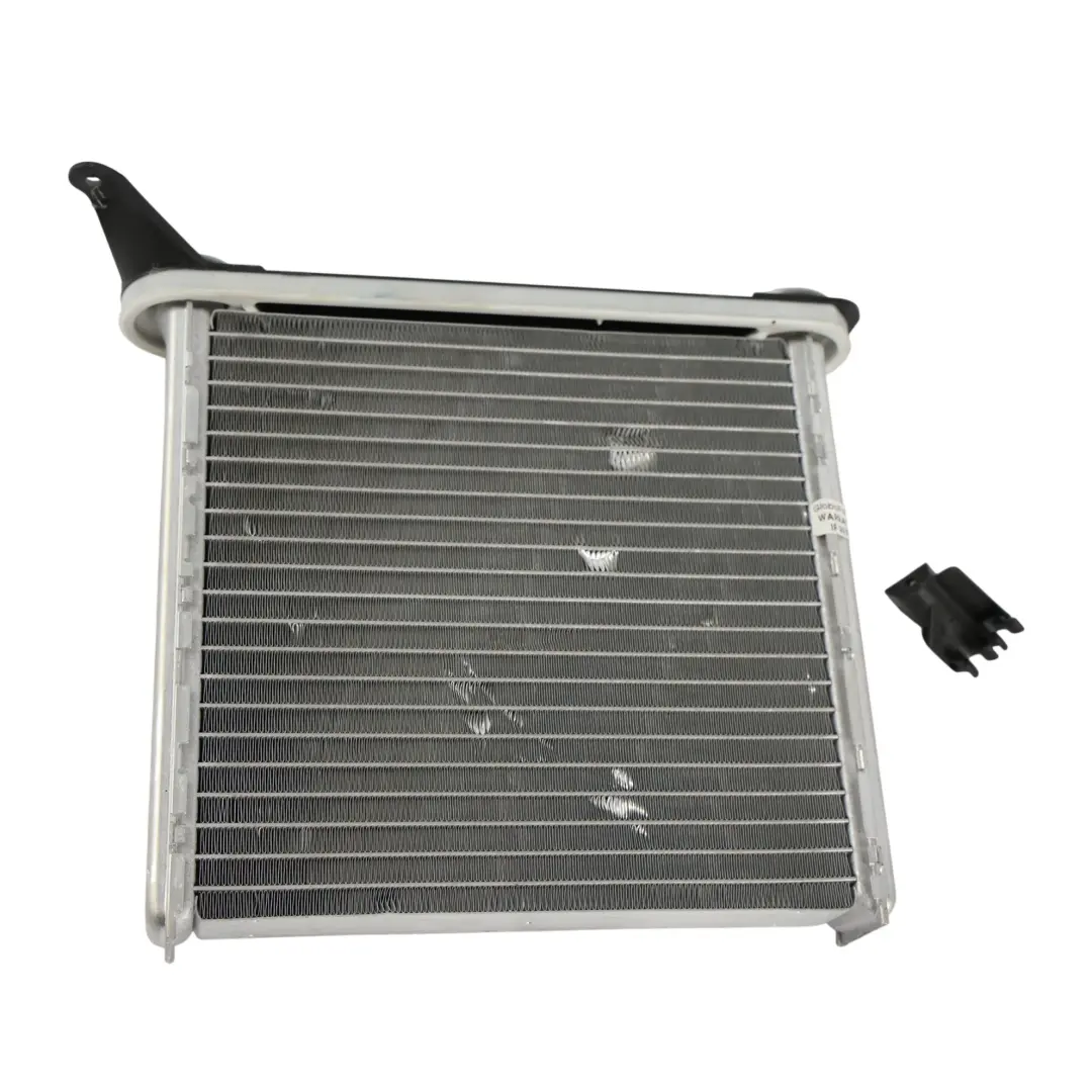 F74 Gran Coupé MINI F65 Sistema Riscaldamento Scambiatore Calore per BMW F70 con numero di parte 5A4D0F4 BMW F70 F74 Gran Coupé MINI F65 Sistema Riscaldamento Scambiatore Calore - SKU 5A4D0F4 - Numero di parte 5A4D0F4