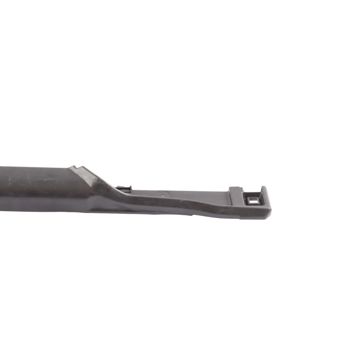 F74 Gran Coupé Cover Strip Radiator Mounting to BMW with Part number 5A50169 BMW F74 Gran Coupé Cover Strip Radiator Mounting - SKU 5A50169 - Part number 5A50169