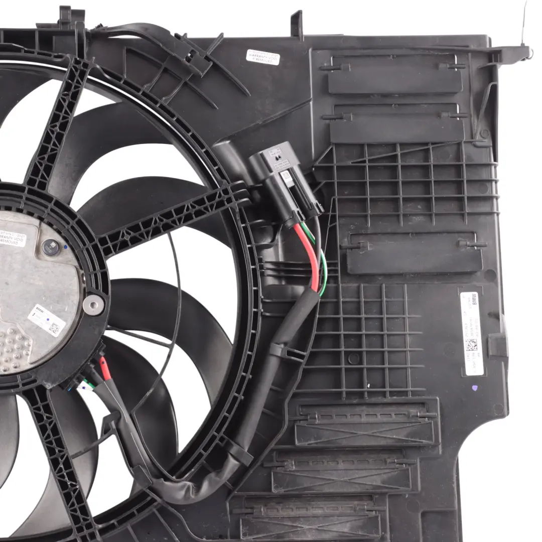 BMW F70 F74 F78 Gran Coupé Radiator Cooling Fan Housing With Fan - SKU 5A50198 - Part number 5A50198