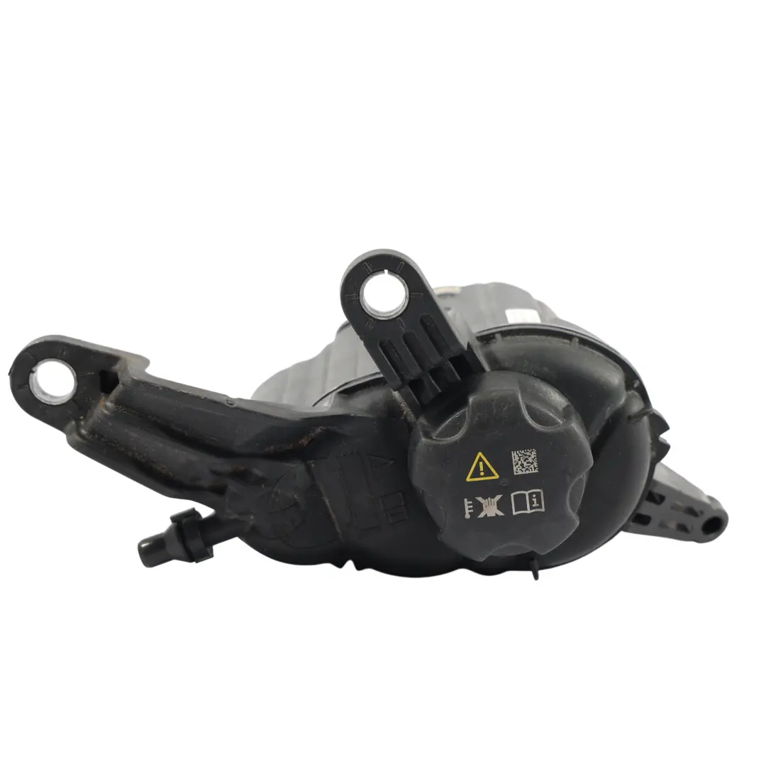 F74 F78 Serbatoio Di Espansione Del Refrigerante per BMW F70 con numero di parte 5A5CA09 BMW F70 F74 F78 Serbatoio Di Espansione Del Refrigerante - SKU 5A5CA09 - Numero di parte 5A5CA09