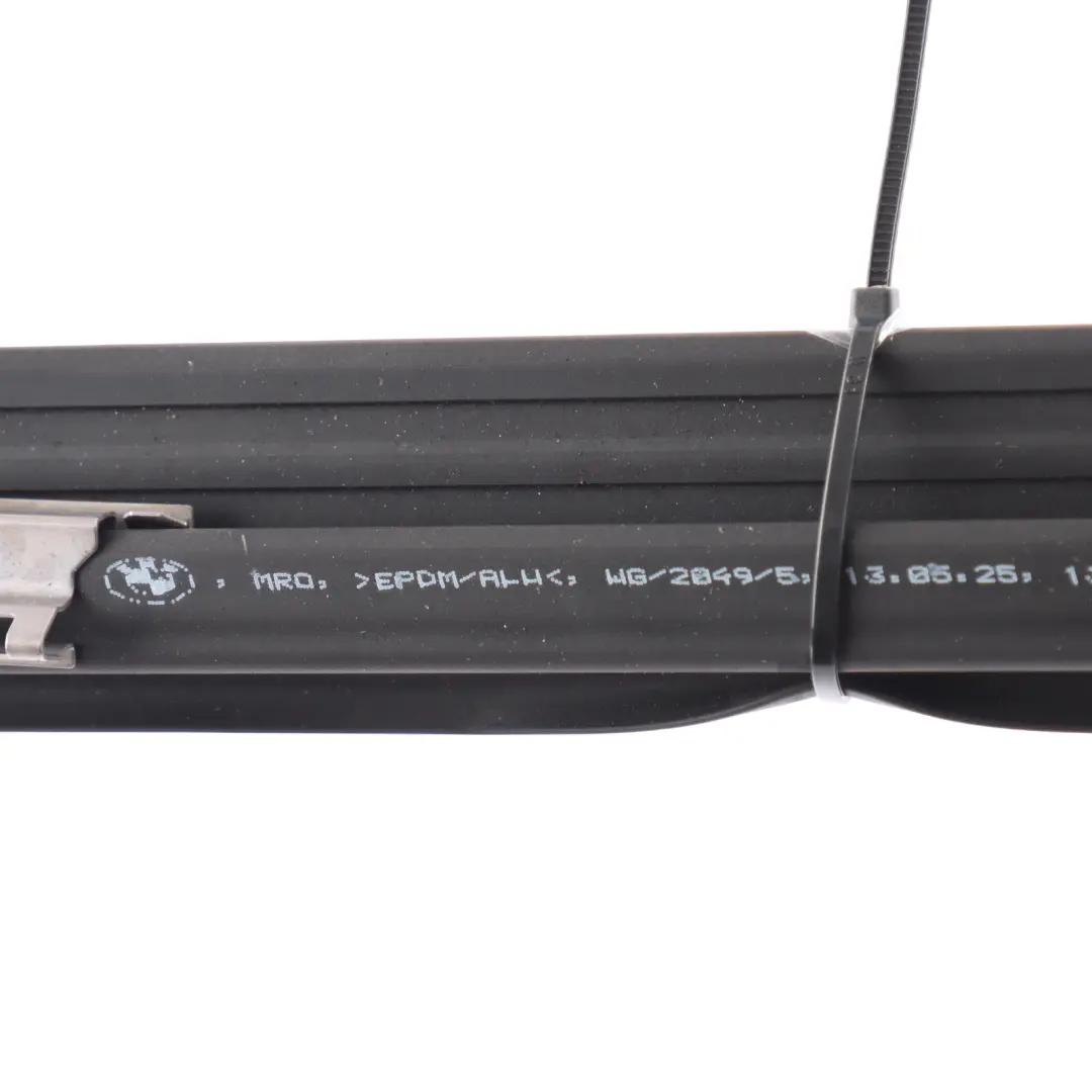 F74 Gran Coupé Inner Door Window Seal Gasket Rubber Rear Left N/S to BMW with Part number 5A5CC17 BMW F74 Gran Coupé Inner Door Window Seal Gasket Rubber Rear Left N/S - SKU 5A5CC17 - Part number 5A5CC17