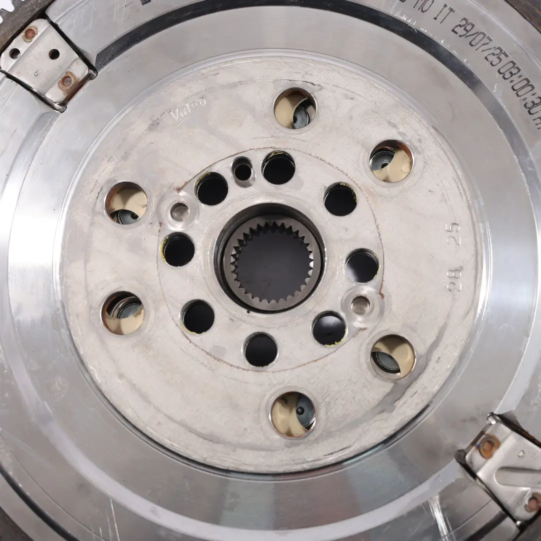 F74 Gran Coupé M235iX Petrol Automatic Dual Twin Mass Flywheel to BMW with Part number 5A87395 BMW F74 Gran Coupé M235iX Petrol Automatic Dual Twin Mass Flywheel - SKU 5A87395 - Part number 5A87395