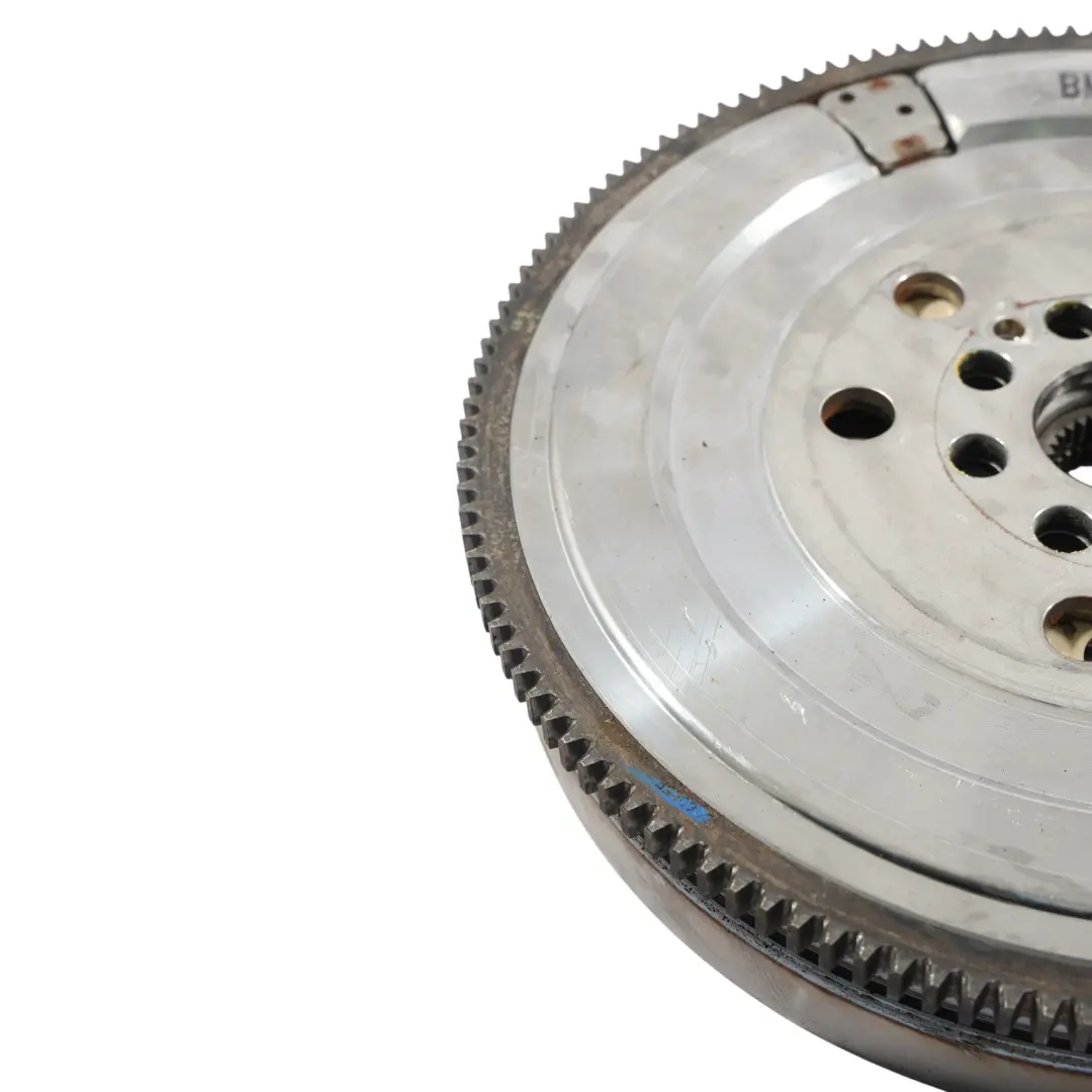 F74 Gran Coupé M235Ix Essence Automatique Volant Bimasse Double pour BMW à propos du numéro de pièce 5A87395 BMW F74 Gran Coupé M235Ix Essence Automatique Volant Bimasse Double - SKU 5A87395 - Numéro de pièce 5A87395