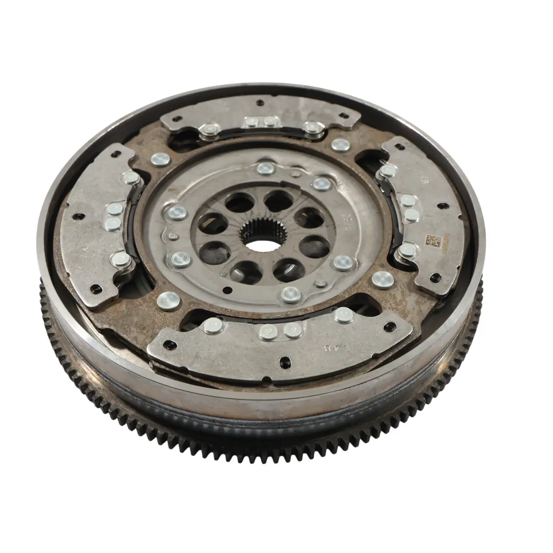 F74 Gran Coupé M235Ix Benzina Automatico Volano Doppio Doppia Massa per BMW con numero di parte 5A87395 BMW F74 Gran Coupé M235Ix Benzina Automatico Volano Doppio Doppia Massa - SKU 5A87395 - Numero di parte 5A87395