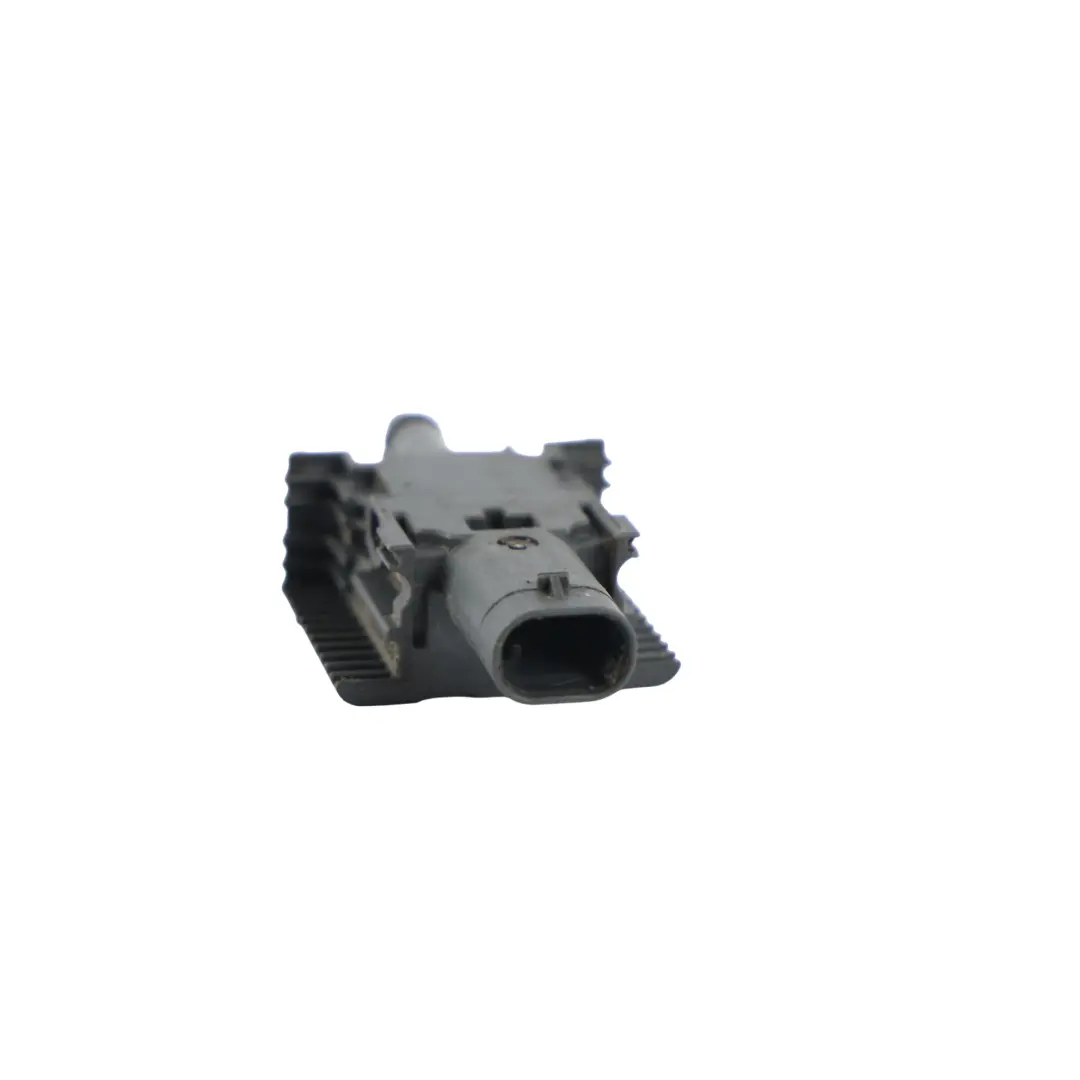 F74 Gran Coupé Sensore Protezione Pedoni PTS per BMW con numero di parte 5B3FDF9 BMW F74 Gran Coupé Sensore Protezione Pedoni PTS - SKU 5B3FDF9 - Numero di parte 5B3FDF9