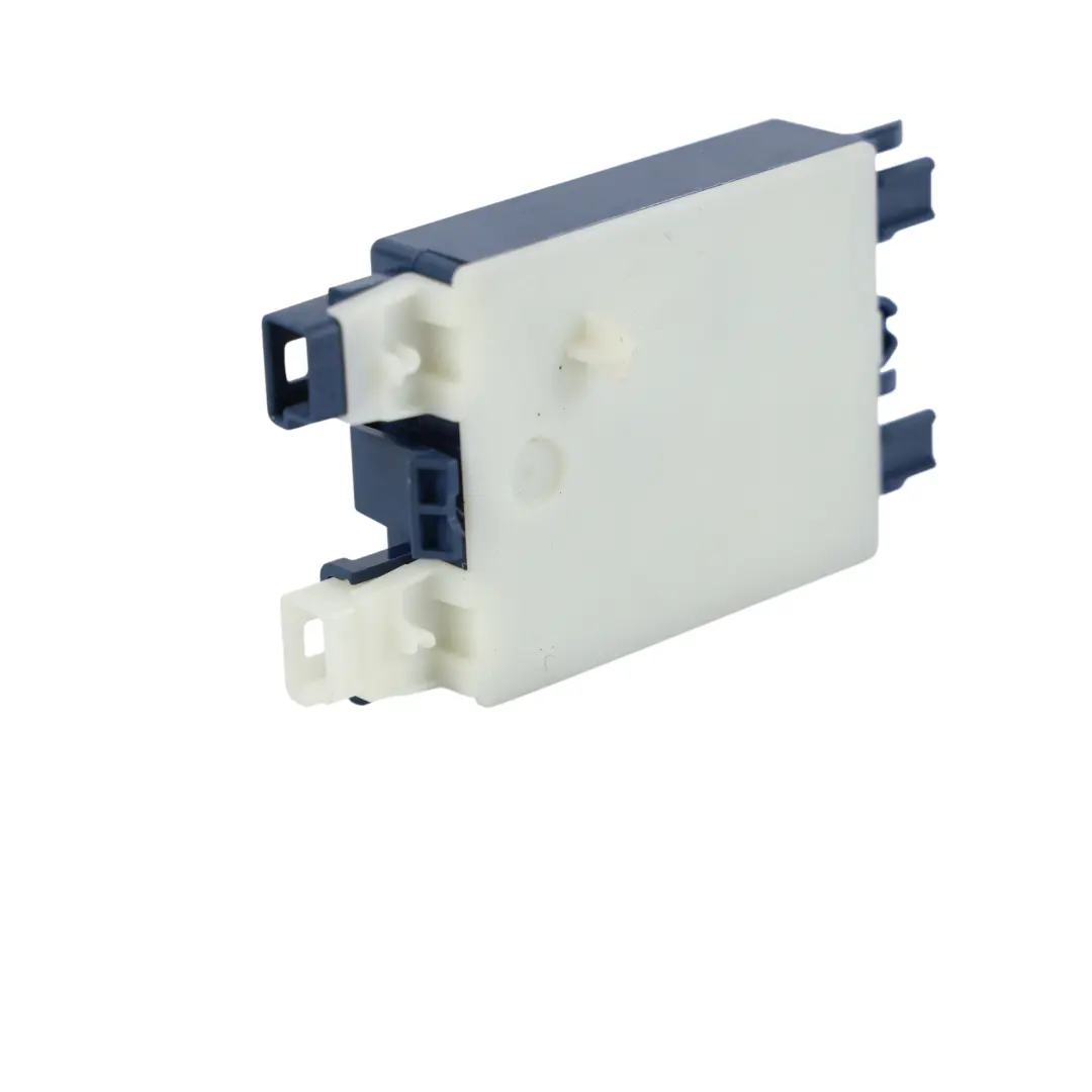 F78 F74 Gran Coupé Interior Light Control Module Left N/S to BMW F70 with Part number 5B610A5 BMW F70 F78 F74 Gran Coupé Interior Light Control Module Left N/S - SKU 5B610A5 - Part number 5B610A5