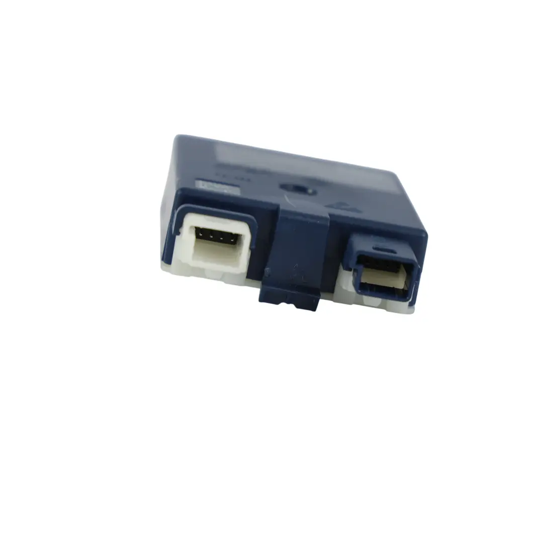 F78 F74 Moduł Sterowania Oświetleniem Wewnętrznym Prawy do BMW F70 o numerze 5B610A6 BMW F70 F78 F74 Moduł Sterowania Oświetleniem Wewnętrznym Prawy - SKU 5B610A6 - Numer Części 5B610A6