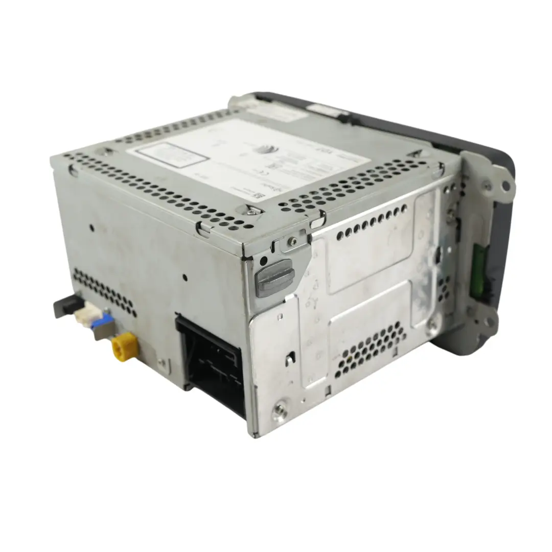 MK3 Pantalla Radio Display Multimedia Nav para Volkswagen Scirocco con número de pieza 5C0035680E Volkswagen Scirocco MK3 Pantalla Radio Display Multimedia Nav - SKU 5C0035680E - Número de pieza 5C0035680E