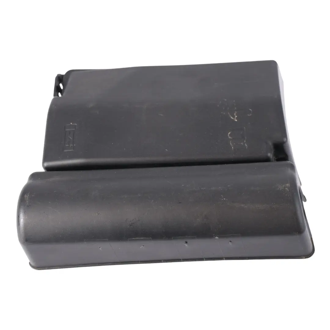 Caja Fusibles Panel Tapa Superior para Volkswagen VW Jetta A6 con número de pieza 5C0937132A Volkswagen VW Jetta A6 Caja Fusibles Panel Tapa Superior - SKU 5C0937132A - Número de pieza 5C0937132A