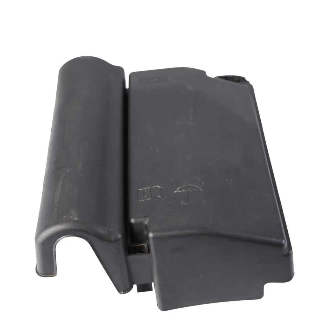 Pokrywa Skrzynki Bezpieczników Panel do Volkswagen VW Jetta A6 o numerze 5C0937132A Volkswagen VW Jetta A6 Pokrywa Skrzynki Bezpieczników Panel - SKU 5C0937132A - Numer Części 5C0937132A