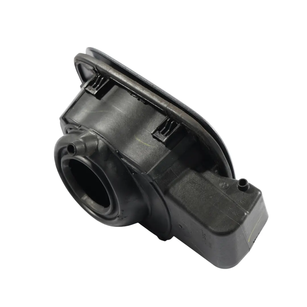 VW Jetta A6 Tappo Copertura Sportello Serbatoio Carburante Grigio Platino - D7X - SKU 5C6809857E-PLG - Numero di parte 5C6809857E-PLG