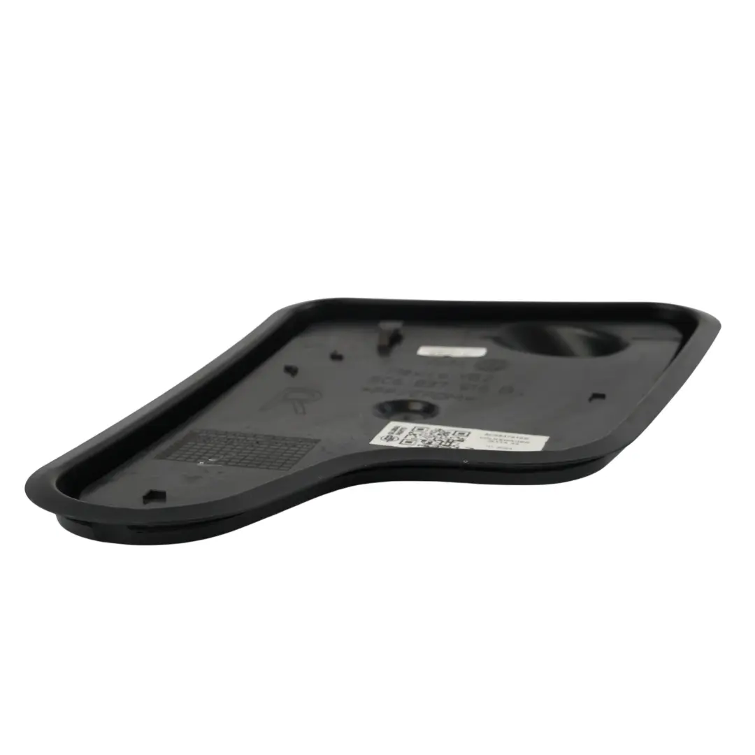 Puerta Acceso Agujero Tapa Placa Delantera Derecha para VW Jetta VI con número de pieza 5C6837916B VW Jetta VI Puerta Acceso Agujero Tapa Placa Delantera Derecha - SKU 5C6837916B - Número de pieza 5C6837916B