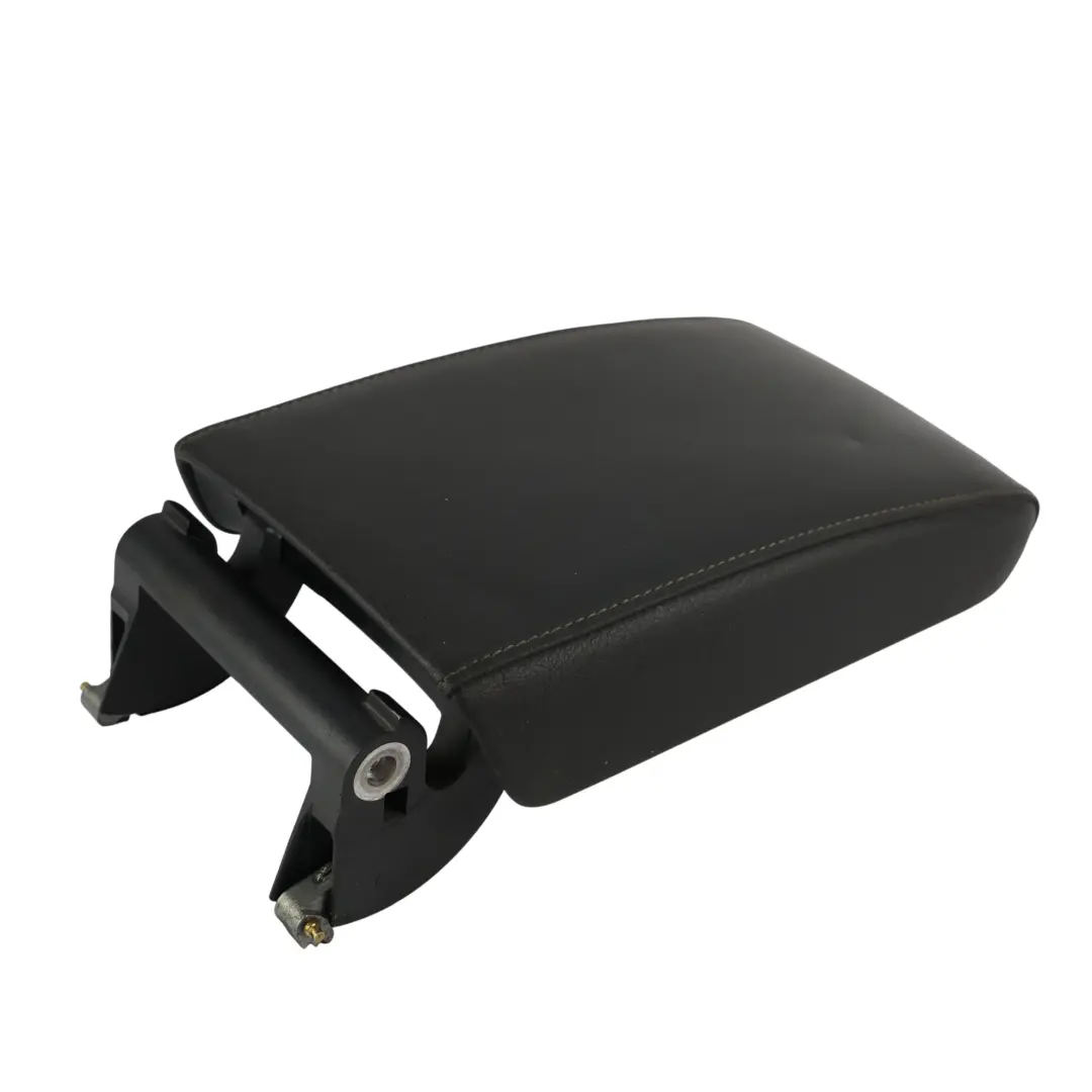 Volkswagen VW Jetta A6 Mittelkonsole Armlehne Schwarz Leder - SKU 5C6864207 - Teilenummer 5C6864207