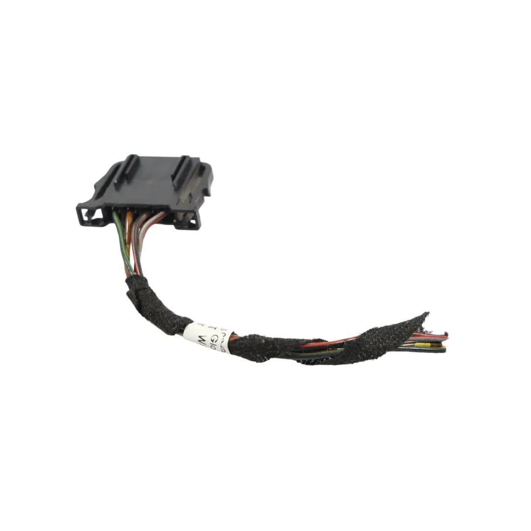 Cavo Cablaggio Fanale Posteriore Esterno Destro per Volkswagen Jetta A6 con numero di parte 5C6945096H Volkswagen Jetta A6 Cavo Cablaggio Fanale Posteriore Esterno Destro - SKU 5C6945096H-1 - Numero di parte 5C6945096H