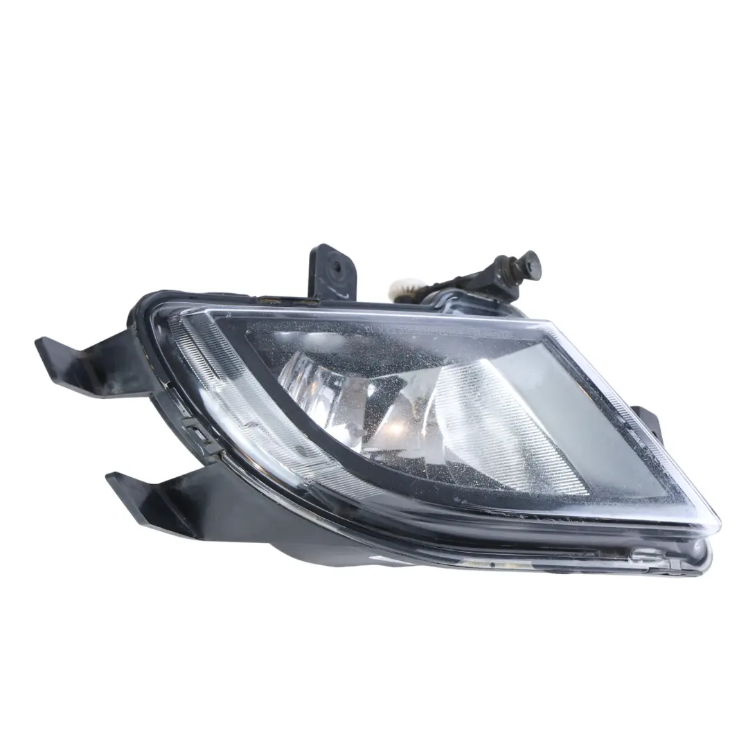Mk4 A6 Front Bumper Fog Light Lamp Left N/S to VW Volkswagen Jetta with Part number 5C7941699P VW Volkswagen Jetta Mk4 A6 Front Bumper Fog Light Lamp Left N/S - SKU 5C7941699P - Part number 5C7941699P