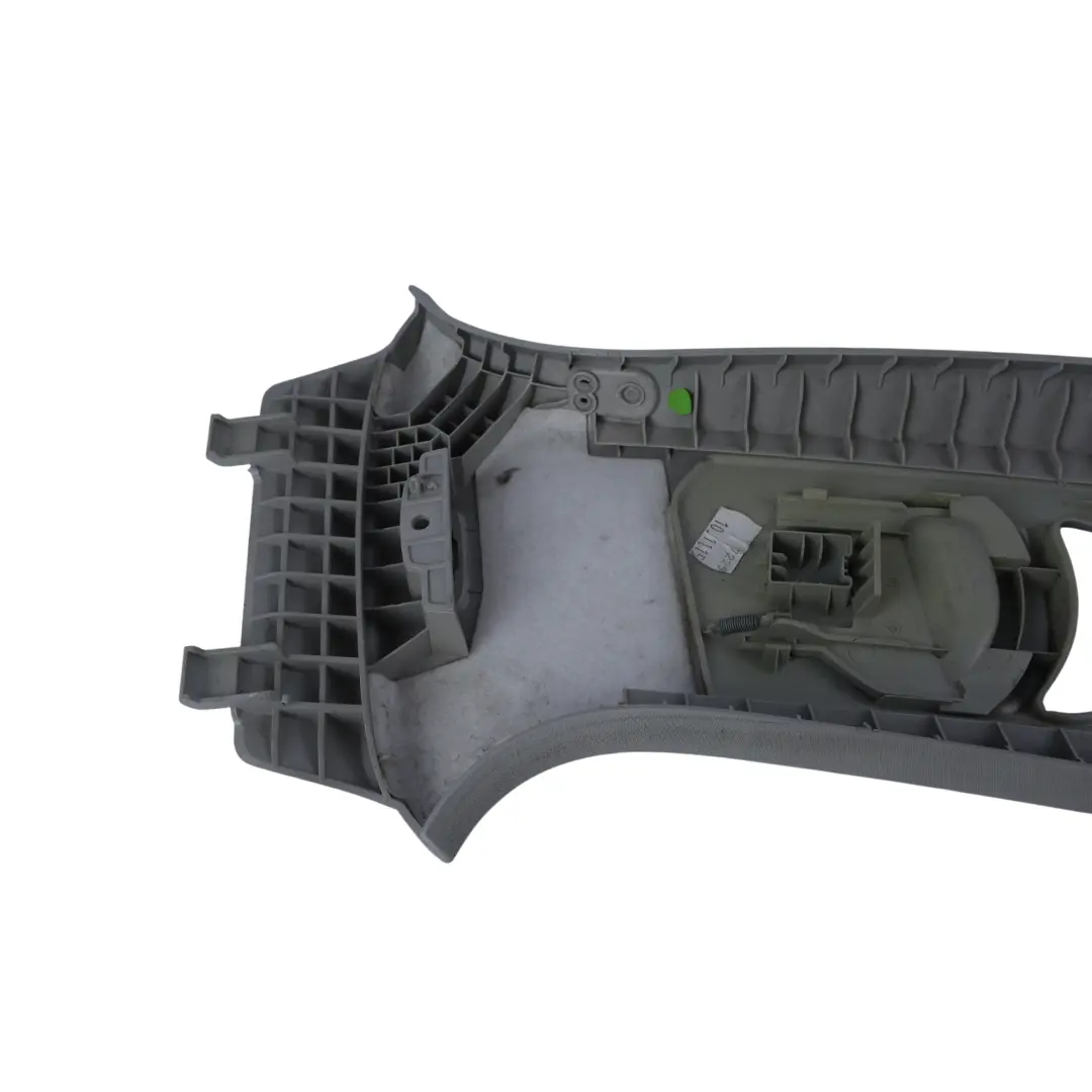 Mk3 B Pilar Embellecedor Panel Superior Izquierdo para Skoda Octavia 5E con número de pieza 5E0867243 Skoda Octavia 5E Mk3 B Pilar Embellecedor Panel Superior Izquierdo - SKU 5E0867243 - Número de pieza 5E0867243