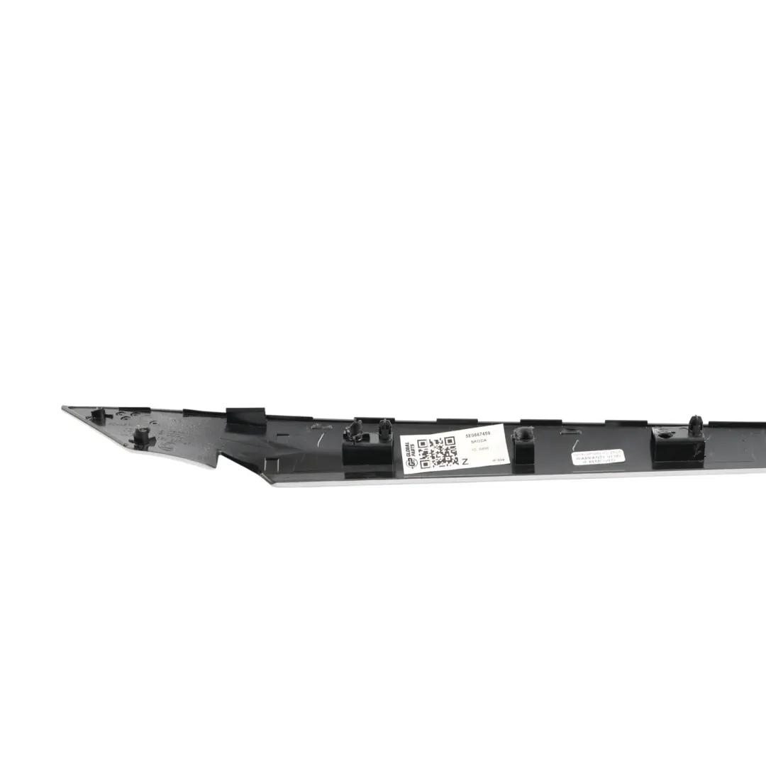 Mk3 Front Door Strip Trim Cover Panel Left N/S Aluminium to Skoda Octavia with Part number 5E0867459 Skoda Octavia Mk3 Front Door Strip Trim Cover Panel Left N/S Aluminium - SKU 5E0867459 - Part number 5E0867459
