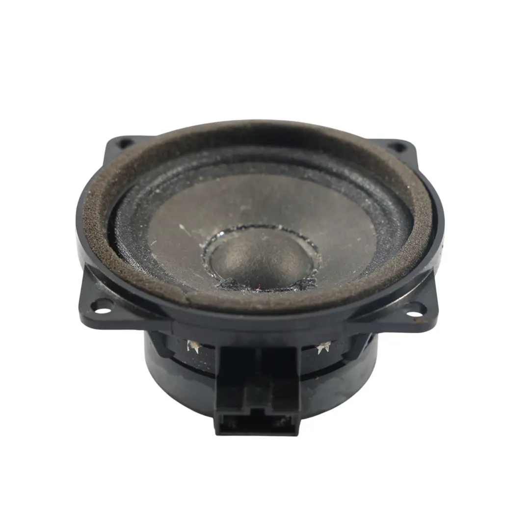 Armaturenbrett Bass Lautsprecher Vorne für Skoda Octavia IV mit Teilenummer 5E3035411E Skoda Octavia IV Armaturenbrett Bass Lautsprecher Vorne - SKU 5E3035411E - Teilenummer 5E3035411E