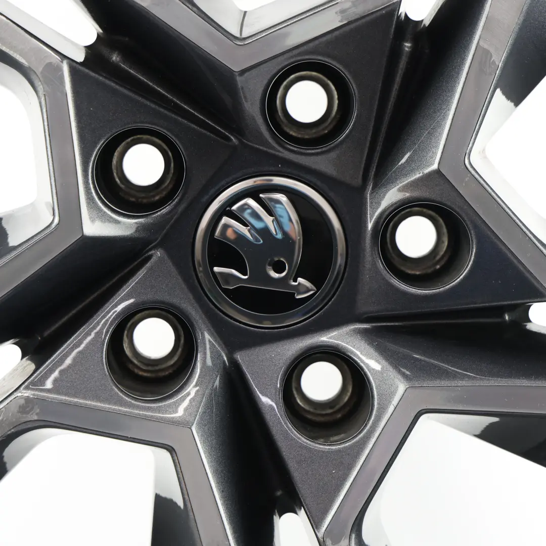 Mk4 VRS Wheel Alloy Rim 19" 7.5J ET:48 to Skoda Octavia with Part number 5E3601025S Skoda Octavia Mk4 VRS Wheel Alloy Rim 19" 7.5J ET:48 - SKU 5E3601025S-1 - Part number 5E3601025S