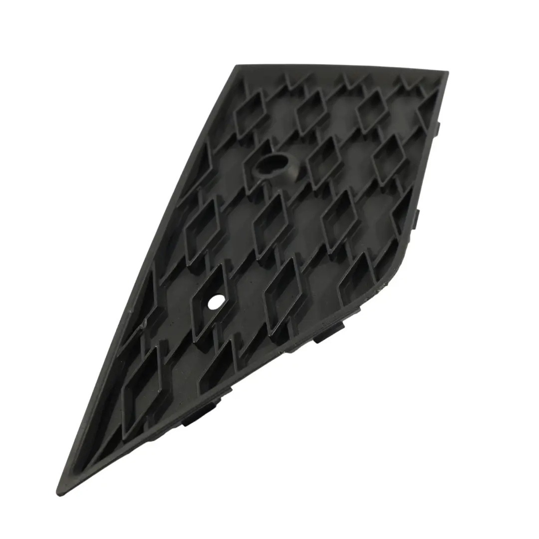 Mk4 NX Paraurti Anteriore Fendinebbia Griglia Sinistra per Skoda Octavia con numero di parte 5E3807681E Skoda Octavia Mk4 NX Paraurti Anteriore Fendinebbia Griglia Sinistra - SKU 5E3807681E - Numero di parte 5E3807681E