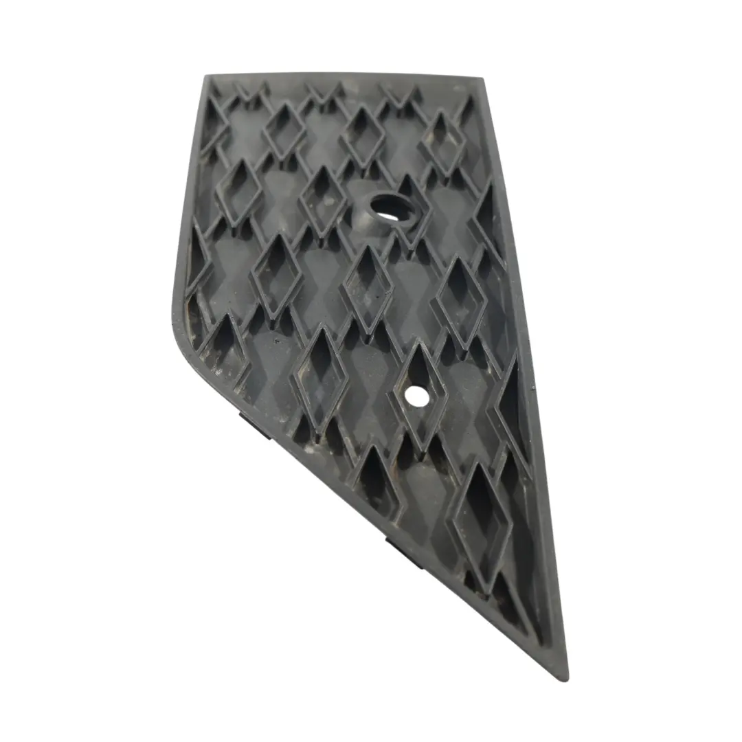 Skoda Octavia Mk4 Calandre Insert Pare-Chocs Avant Inférieur Droit - SKU 5E3807682E - Numéro de pièce 5E3807682E