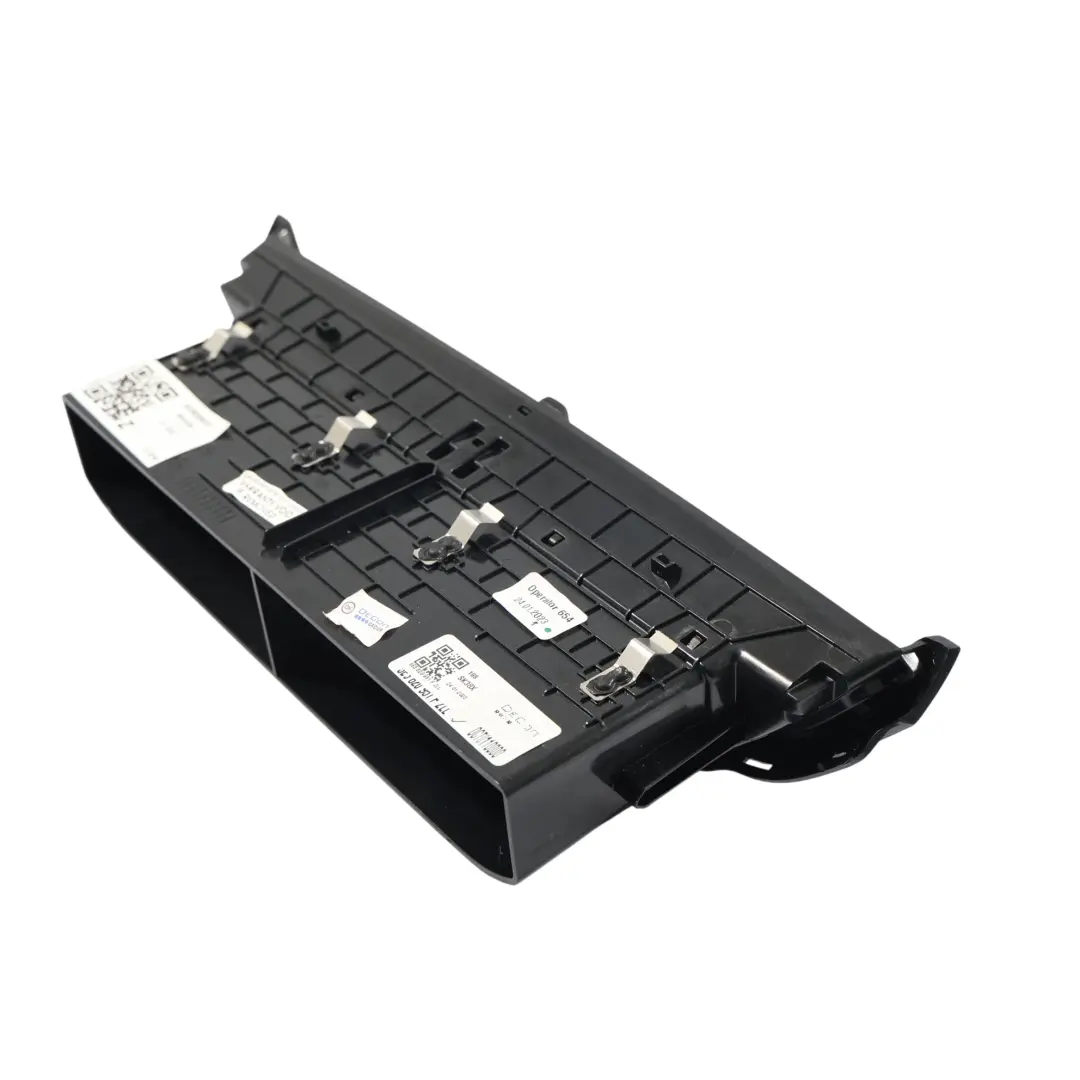 Prese Aria Centrali Anteriori Copri Pannello per Skoda Octavia IV con numero di parte 5E3820951F Skoda Octavia IV Prese Aria Centrali Anteriori Copri Pannello - SKU 5E3820951F - Numero di parte 5E3820951F