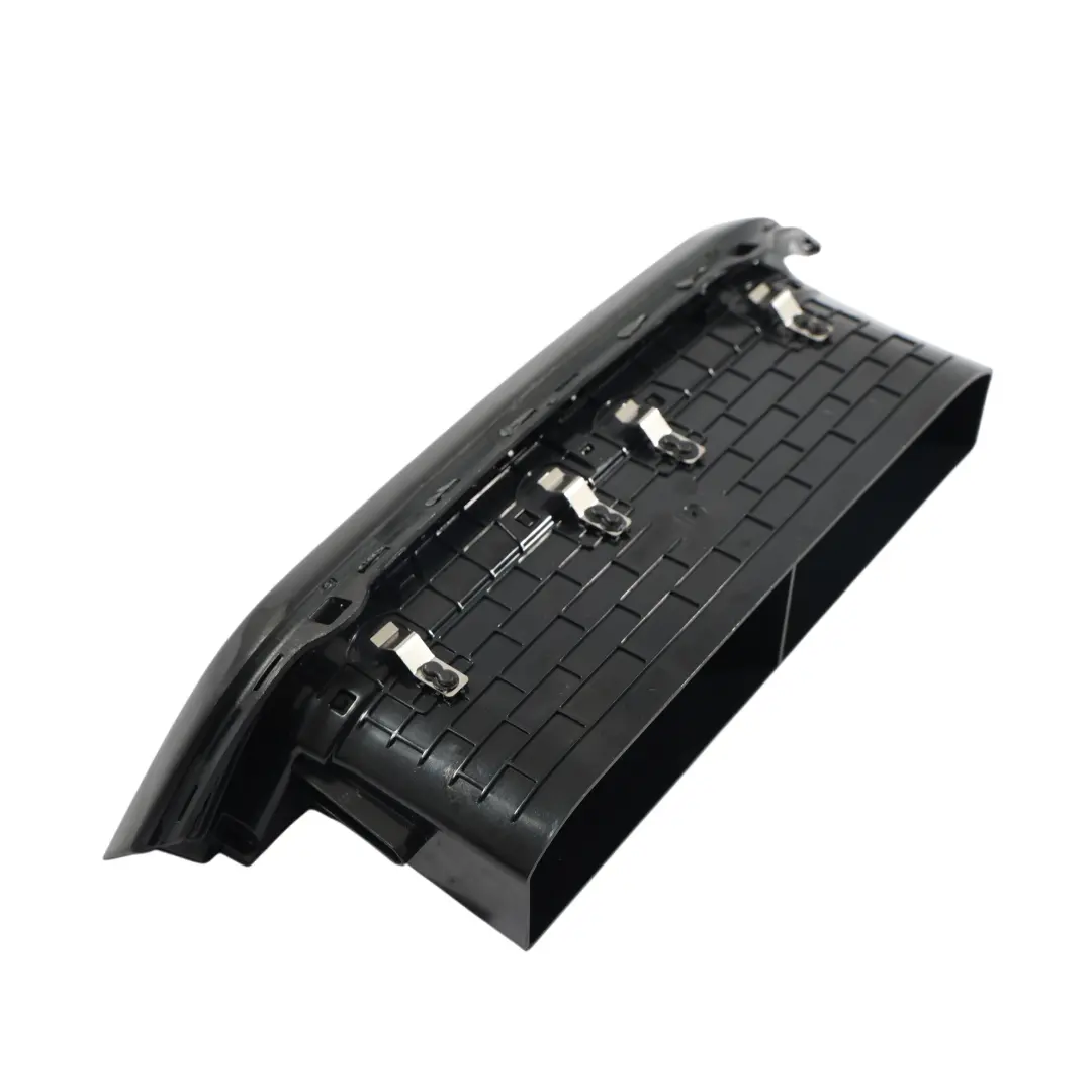 Prese Aria Centrali Anteriori Copri Pannello per Skoda Octavia IV con numero di parte 5E3820951F Skoda Octavia IV Prese Aria Centrali Anteriori Copri Pannello - SKU 5E3820951F - Numero di parte 5E3820951F