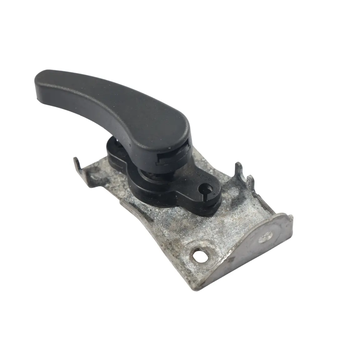 Maniglia Rilascio Cofano Leva Cappuccio per Skoda Octavia IV con numero di parte 5E3823661A Skoda Octavia IV Maniglia Rilascio Cofano Leva Cappuccio - SKU 5E3823661A - Numero di parte 5E3823661A