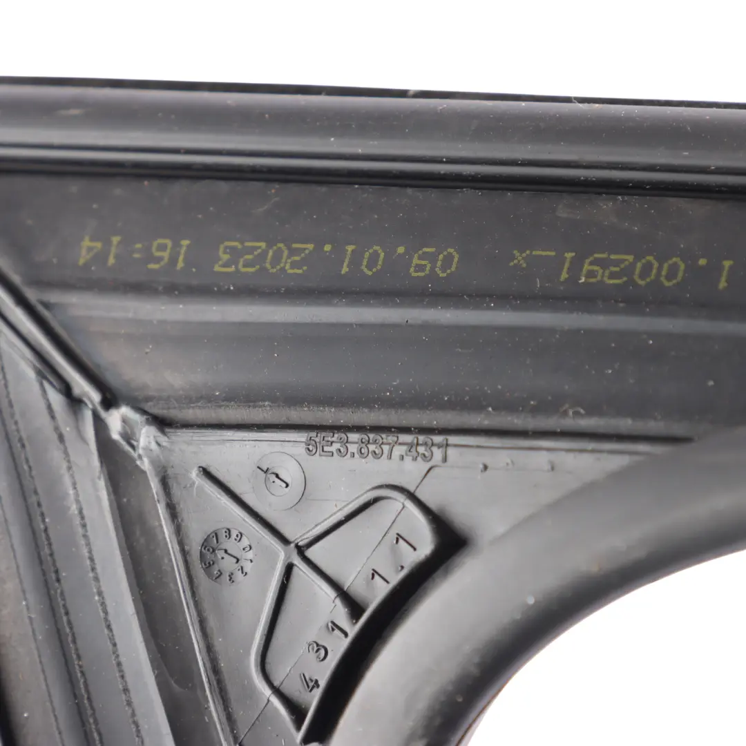 Mk4 Front Door Window Guide Seal Frame Left N/S to Skoda Octavia with Part number 5E3837431 Skoda Octavia Mk4 Front Door Window Guide Seal Frame Left N/S - SKU 5E3837431 - Part number 5E3837431