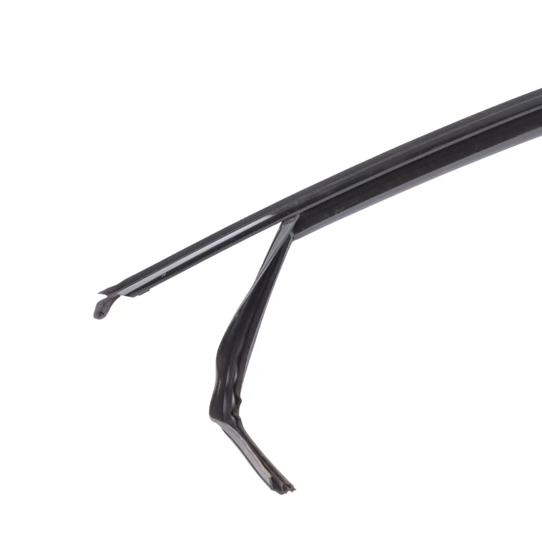 Mk4 Front Door Window Guide Seal Frame Left N/S to Skoda Octavia with Part number 5E3837431 Skoda Octavia Mk4 Front Door Window Guide Seal Frame Left N/S - SKU 5E3837431 - Part number 5E3837431