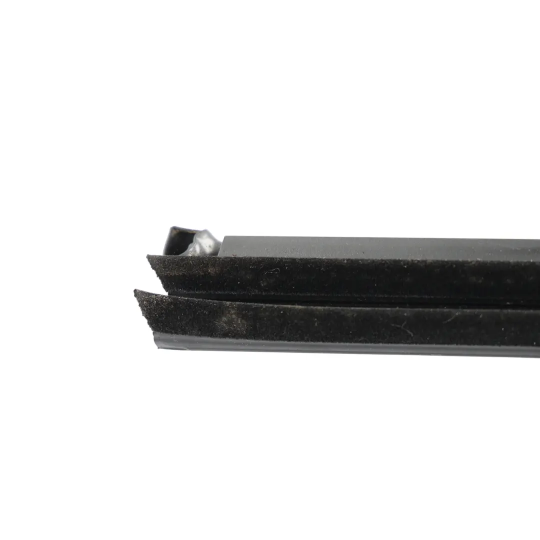 Skoda Octavia VRS Joint Étanchéité Vitre Porte Avant Gauche - SKU 5E3837479 - Numéro de pièce 5E3837479