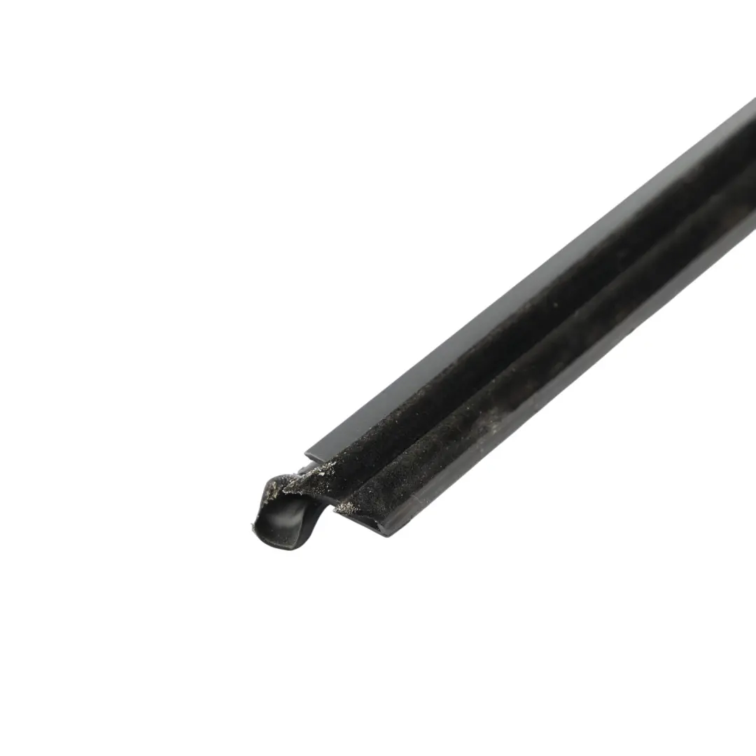 Skoda Octavia VRS Door Window Trim Weatherstrip Inner Front Right O/S - SKU 5E3837480 - Part number 5E3837480