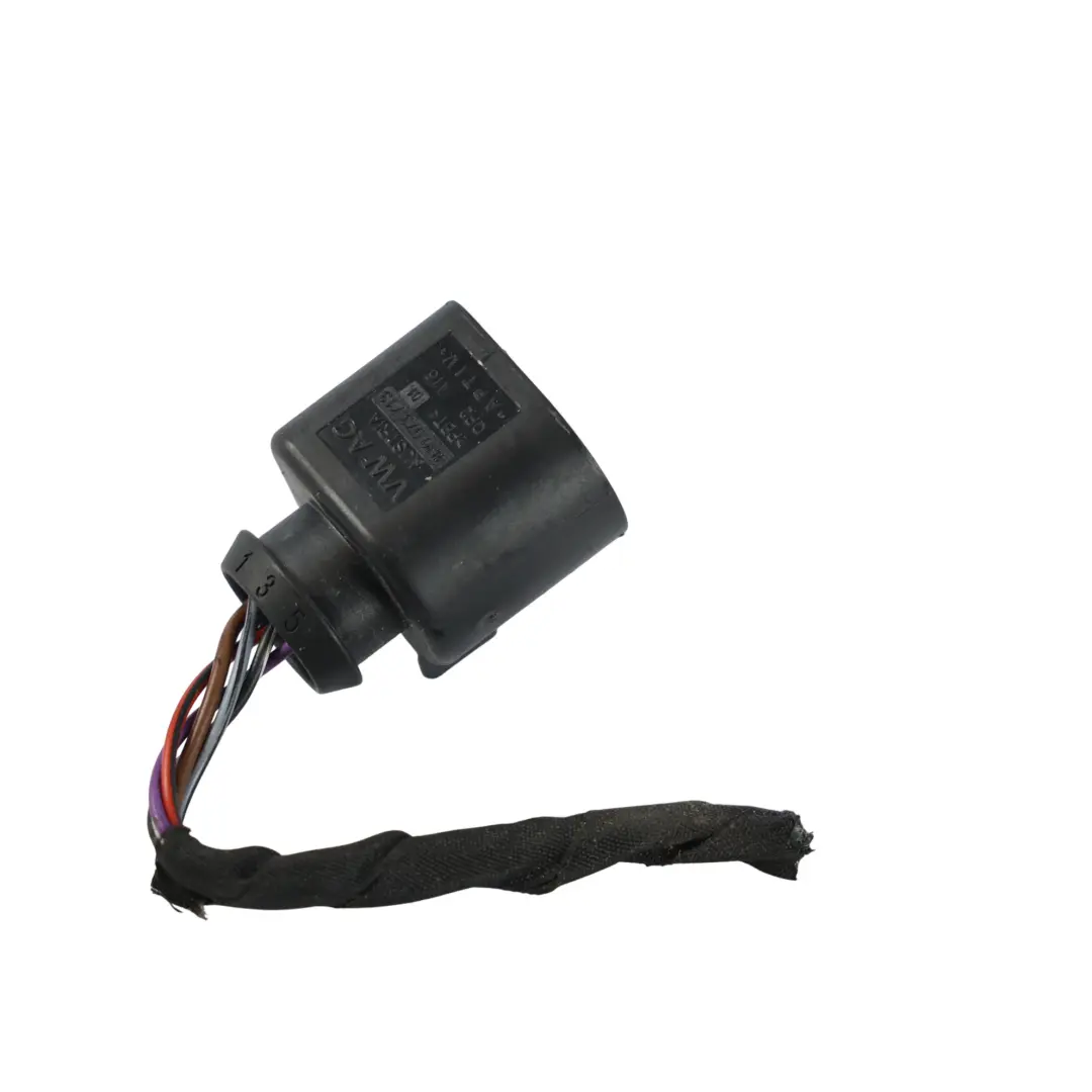 Mk4 NX Fanale Posteriore LED Cablaggio Esterno Sinistro per Skoda Octavia con numero di parte 5E3945207A Skoda Octavia Mk4 NX Fanale Posteriore LED Cablaggio Esterno Sinistro - SKU 5E3945207A-1 - Numero di parte 5E3945207A