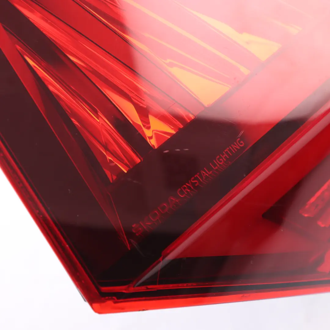 Skoda Octavia VR Tail Light Rear Lamp LED Outer Left N/S - SKU 5E3945207A - Part number 5E3945207A