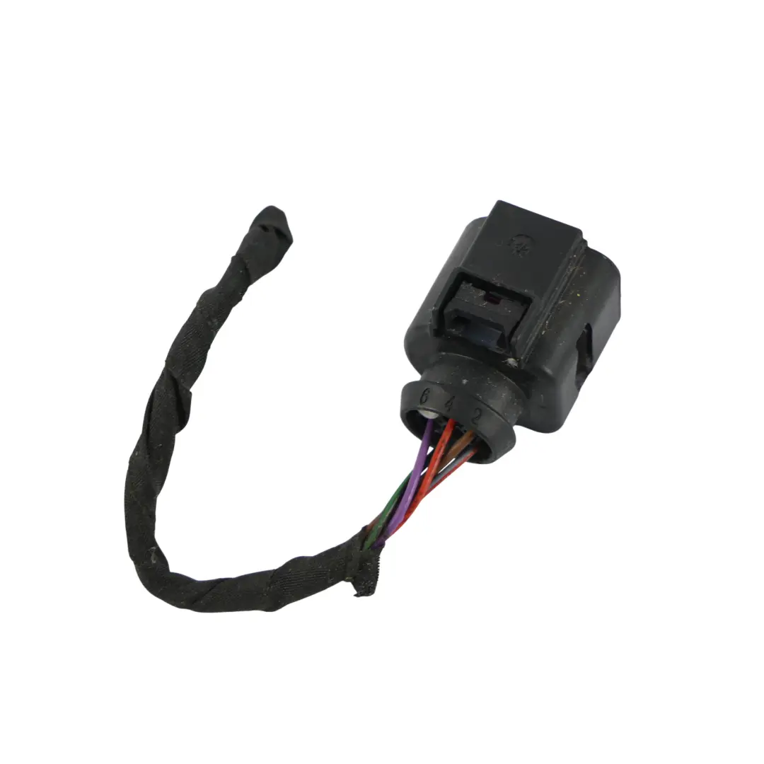 Mk4 NX Luz Trasera Lateral Cableado Trasero Derecho para Skoda Octavia con número de pieza 5E3945208A Skoda Octavia Mk4 NX Luz Trasera Lateral Cableado Trasero Derecho - SKU 5E3945208A-2 - Número de pieza 5E3945208A