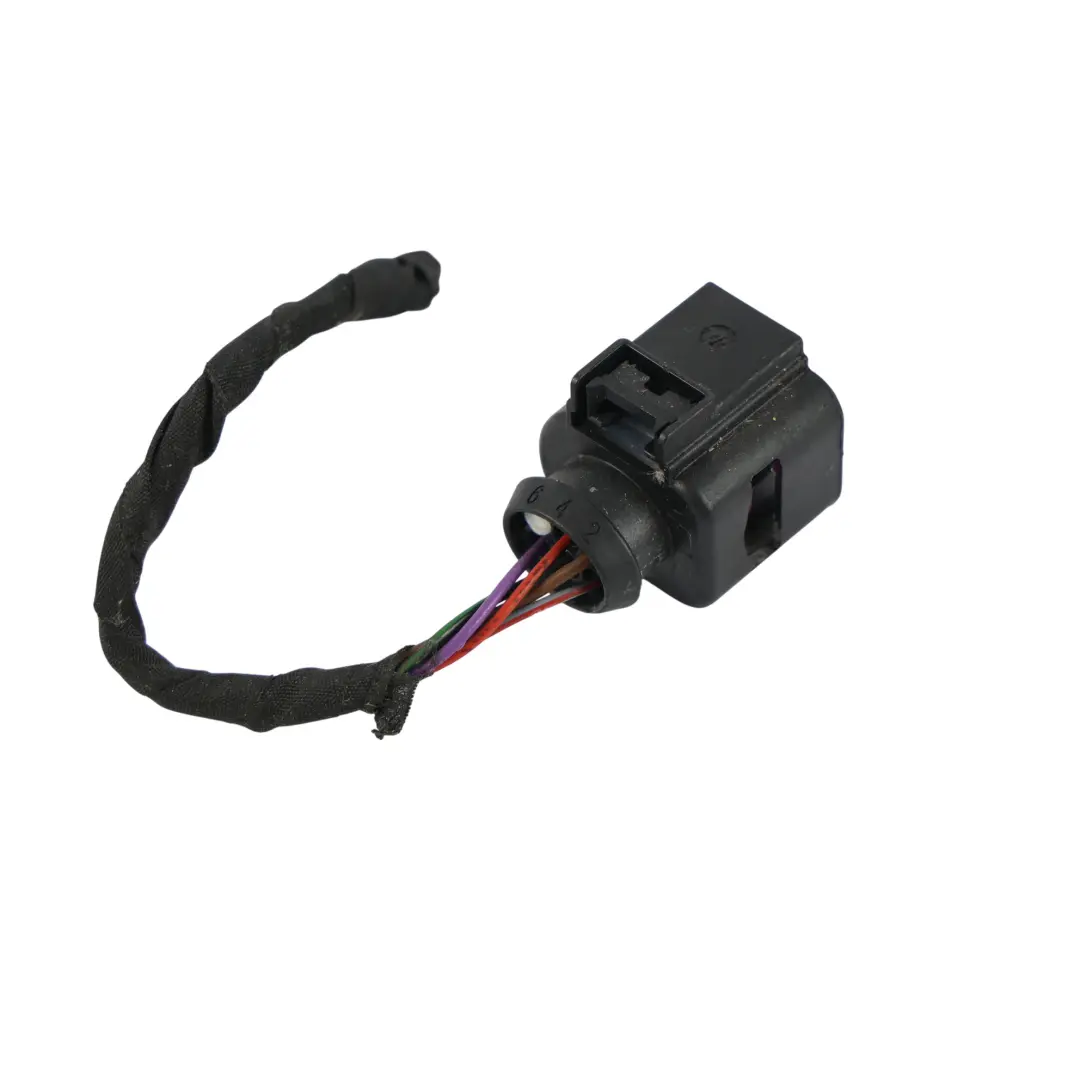 Skoda Octavia Mk4 NX Cablaggio Laterale Fanale Posteriore Destro - SKU 5E3945208A-2 - Numero di parte 5E3945208A