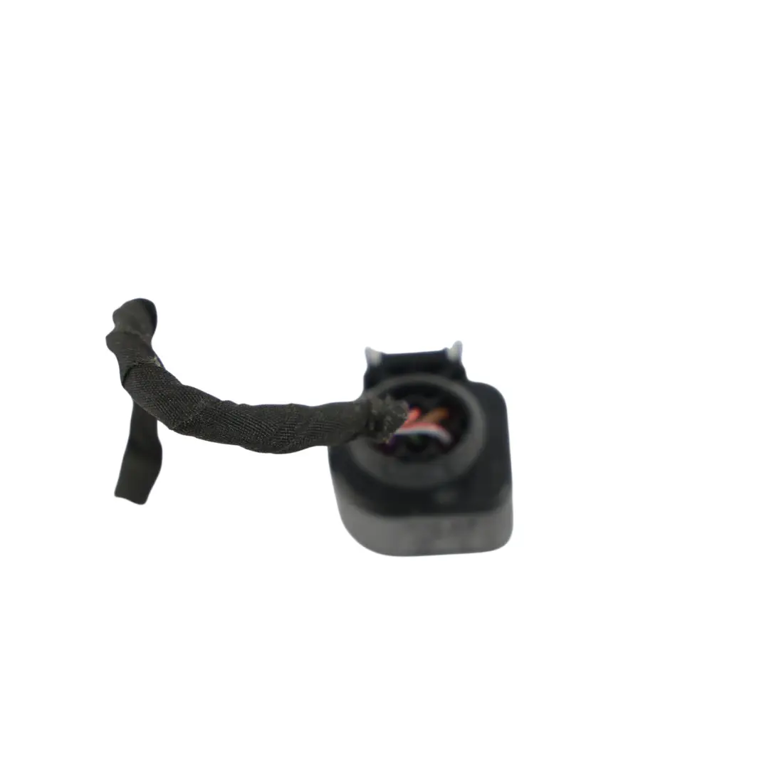 Skoda Octavia Mk4 NX Luz Trasera Lateral Cableado Trasero Derecho - SKU 5E3945208A-2 - Número de pieza 5E3945208A