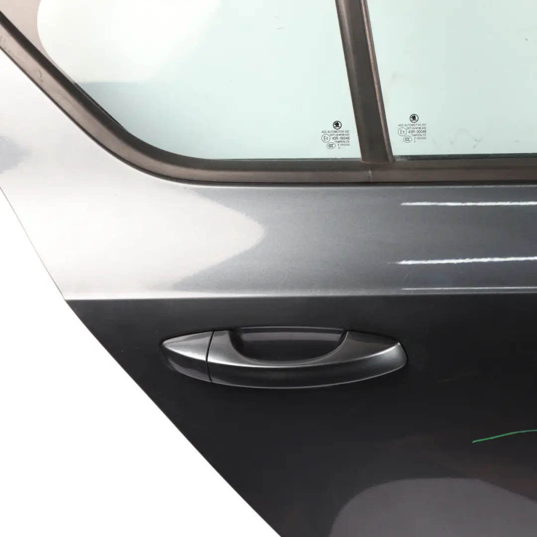 Skoda Octavia 5E Door Rear Right O/S Covering Panel Metal Grey Metallic - F7Y - SKU 5E5833056B-MEGR - Part number 5E5833056B