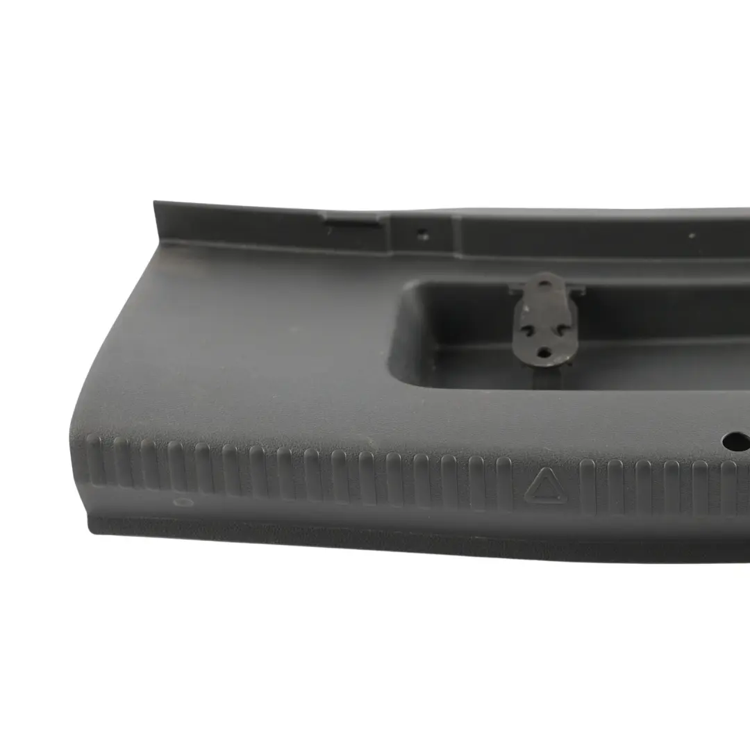 Skoda Octavia MK3 Kofferraum Schloss Abdeckung Schwarz - SKU 5E5863459 - Teilenummer 5E5863459